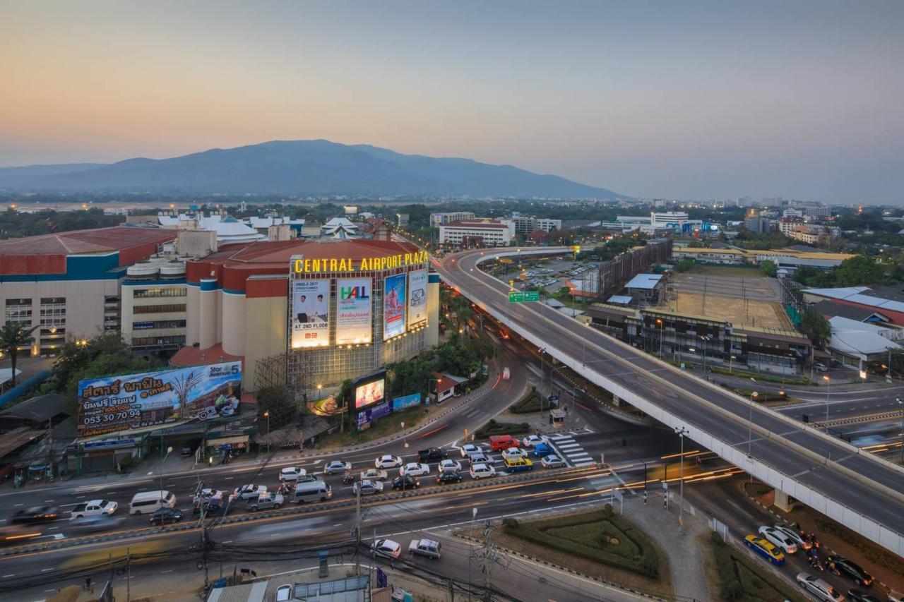 Locals Prio ChiangMai Central Airport Plaza Chiang Mai Exterior foto
